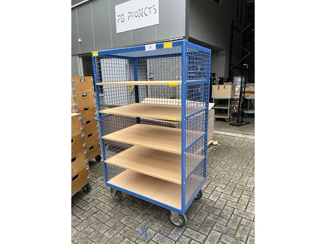 Metalen magazijnkar - afbeelding 1 van  3