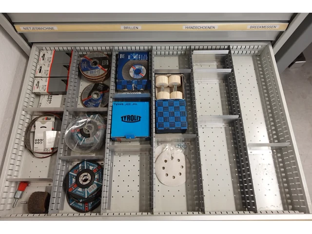 Metalen materiaalkast + inhoud - afbeelding 2 van  12