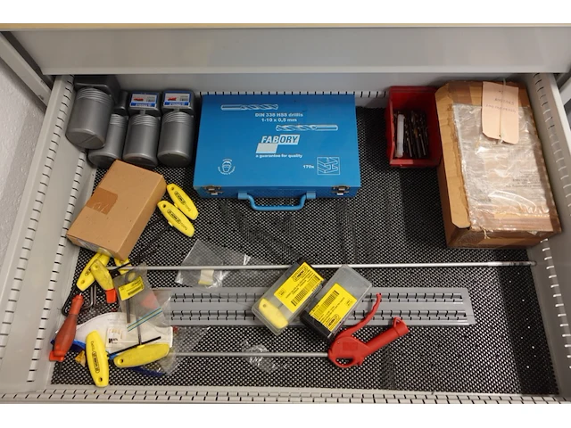 Metalen materiaalkast + inhoud - afbeelding 4 van  12