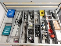 Metalen materiaalkast + inhoud - afbeelding 10 van  12
