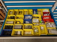 Metalen materiaalkast + inhoud - afbeelding 5 van  17