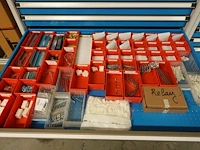 Metalen materiaalkast + inhoud - afbeelding 17 van  17