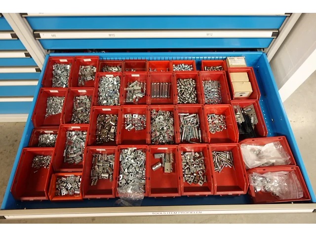Metalen materiaalkast + inhoud - afbeelding 3 van  15