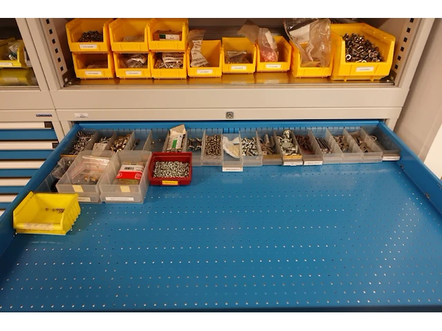 Metalen materiaalkast + inhoud - afbeelding 10 van  15