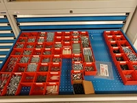 Metalen materiaalkast + inhoud - afbeelding 11 van  15