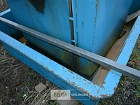 Metalen olievat met opvangbak - afbeelding 6 van  7