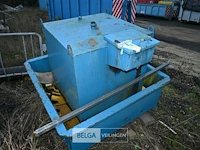 Metalen olievat met opvangbak - afbeelding 7 van  7