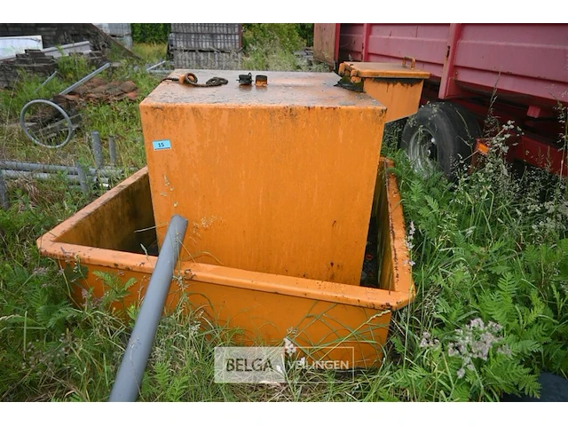 Metalen olievat met opvangbak - afbeelding 2 van  6