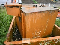 Metalen olievat met opvangbak - afbeelding 6 van  6