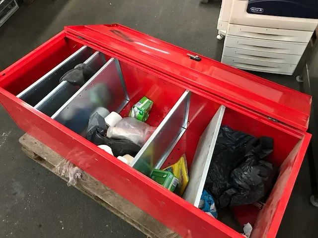 Metalen opbergkast - afbeelding 2 van  2