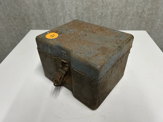 Metalen opbergkist klein 23x18x15 - afbeelding 3 van  3