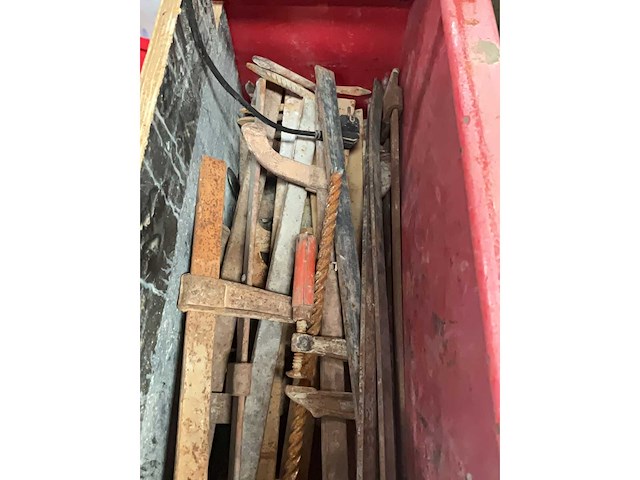 Metalen opbergkoffer met divers gereedschap - afbeelding 12 van  16