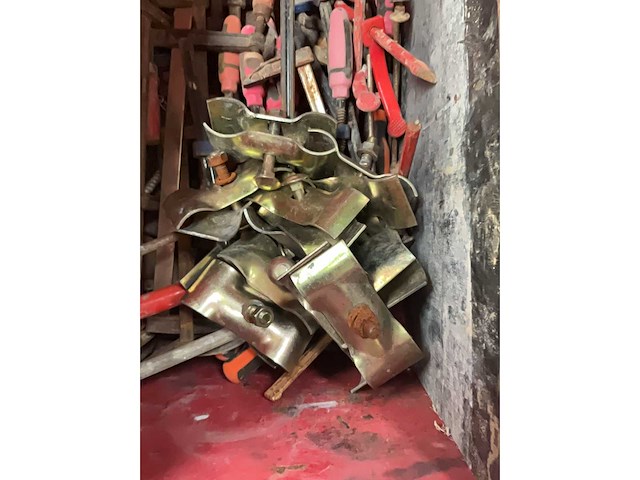 Metalen opbergkoffer met divers gereedschap - afbeelding 14 van  16