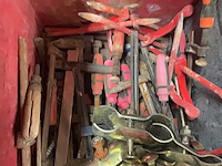 Metalen opbergkoffer met divers gereedschap - afbeelding 15 van  16