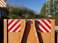 Metalen optrekcontainer - afbeelding 2 van  4