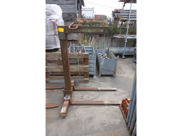 Metalen pallethaak - afbeelding 1 van  2