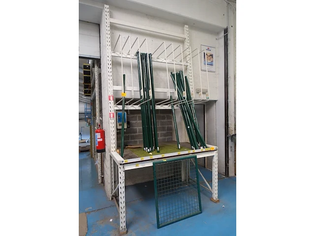 Metalen palletstelling + buizenrek - afbeelding 2 van  4