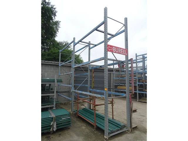 Metalen palletstelling - afbeelding 1 van  3