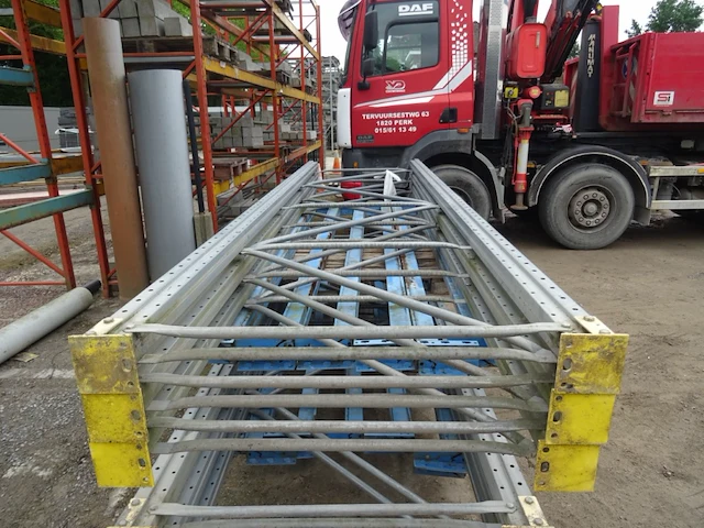 Metalen palletstelling - afbeelding 2 van  3