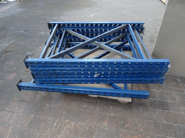 Metalen palletstelling - afbeelding 7 van  7