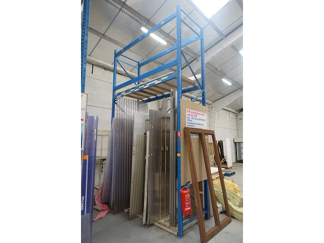 Metalen palletstelling - afbeelding 1 van  3