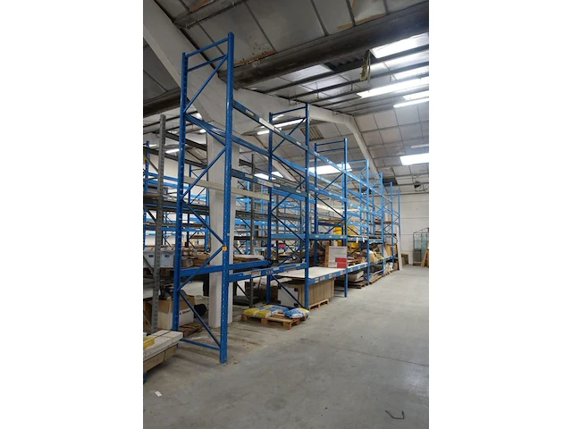 Metalen palletstelling - afbeelding 1 van  3