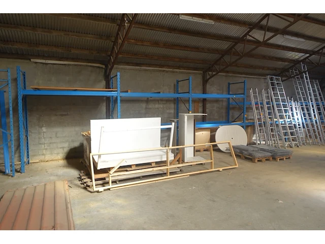 Metalen palletstelling - afbeelding 1 van  5