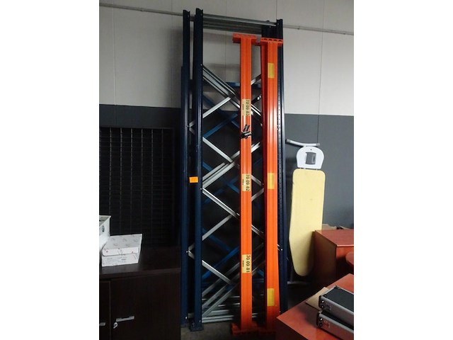 Metalen palletstelling - afbeelding 1 van  2