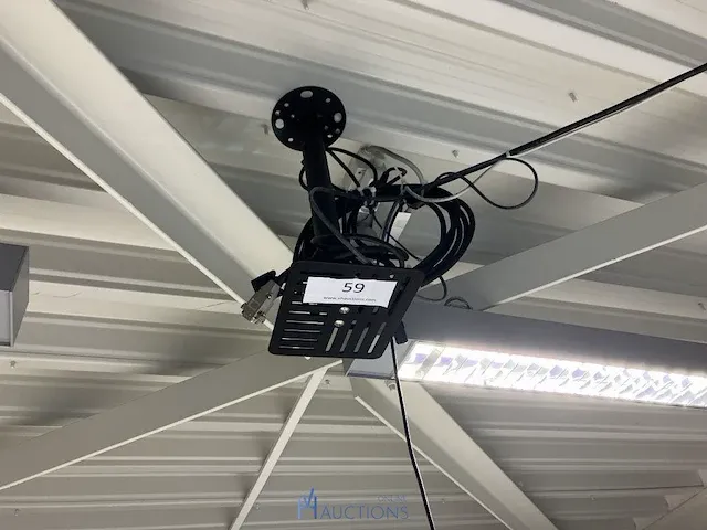 Metalen plafondhanger voor beamer - afbeelding 1 van  3