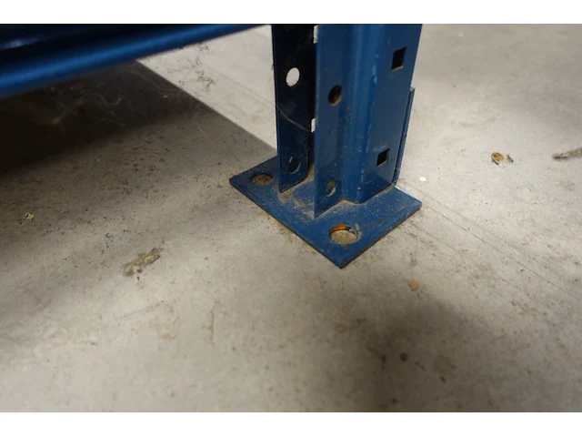 Metalen platform + rekken - afbeelding 5 van  23