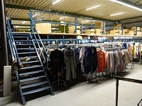Metalen platform + rekken - afbeelding 8 van  23