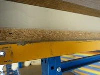 Metalen platform + rekken - afbeelding 15 van  23