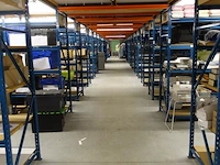 Metalen platform + rekken - afbeelding 17 van  23