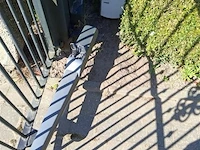 Metalen poort - afbeelding 2 van  4