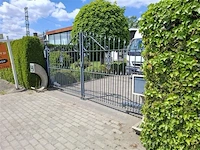 Metalen poort - afbeelding 4 van  4