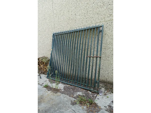 Metalen poort - afbeelding 1 van  2