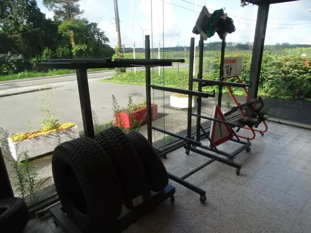 Metalen presentatierekken voor trekhaak - afbeelding 1 van  3