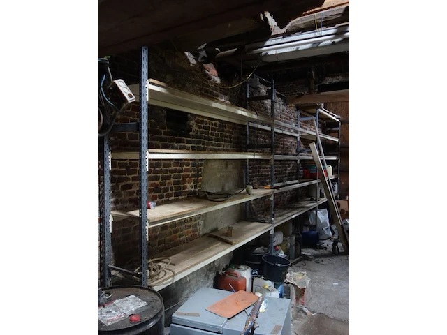 Metalen rek l. 7,50 m h. 3,00 m (andere locatie) - afbeelding 1 van  3