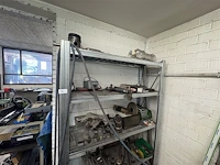 Metalen rek met toebehoren slijptafel - afbeelding 3 van  9