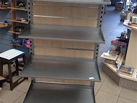 Metalen rek op wieltjes - afbeelding 1 van  2