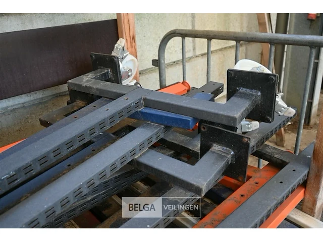 Metalen rek / stelling - afbeelding 2 van  5