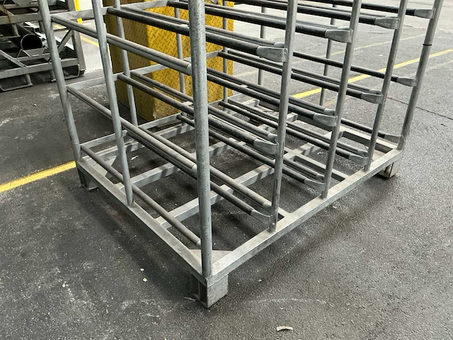 Metalen rek voor sipwell flessen - afbeelding 4 van  5