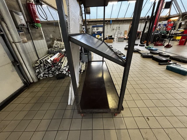 Metalen rek vv 3 leggers - afbeelding 2 van  3