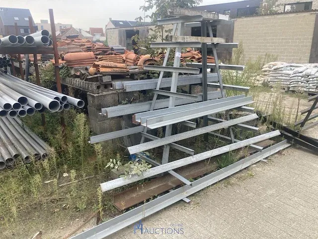 Metalen rek - afbeelding 1 van  4