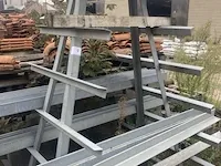Metalen rek - afbeelding 2 van  4