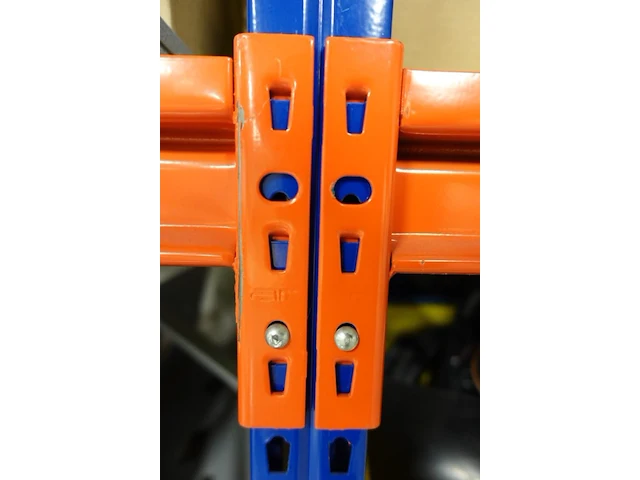 Metalen rek - afbeelding 2 van  2