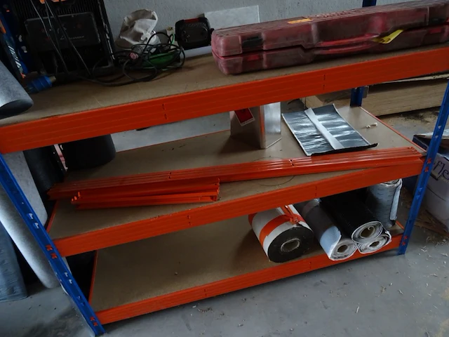 Metalen rek - afbeelding 2 van  2