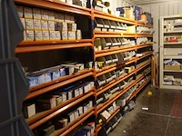Metalen rek - afbeelding 1 van  2