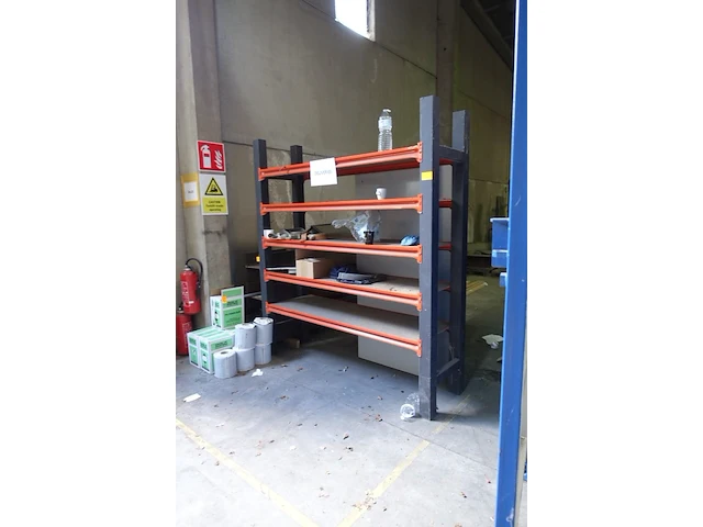 Metalen rek - afbeelding 2 van  2