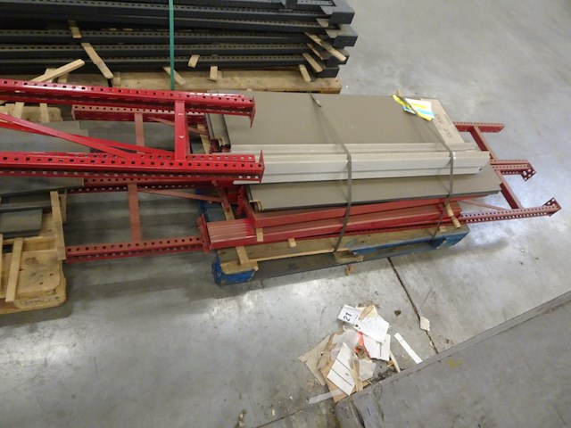 Metalen rek - afbeelding 4 van  8